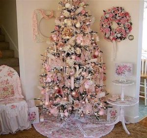 144959-pink-shabby-chic-christmas-tree